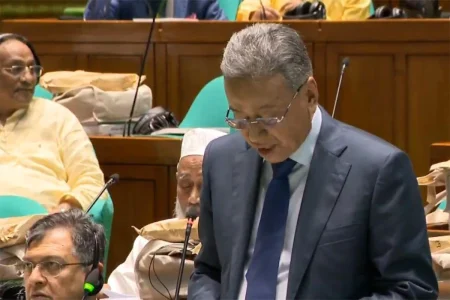 প্রবাসী রেমিট্যান্সে ২.৫% প্রণোদনা অব্যাহত থাকবে: অর্থমন্ত্রী রেমিট্যান্স