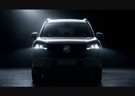 JSW MG Motor India Teases First Plug-in Hybrid SUV on July 16 JSW MG Motor India Teases First Plug-in Hybrid SUV on July 16