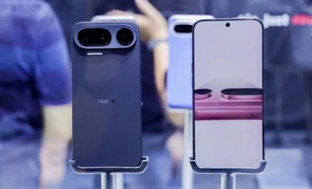 AI agent smartphones Nubia NaviX