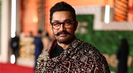 তৃতীয় বিয়ে করায় আমির খানকে খুনের হুমকি! Amir Khan