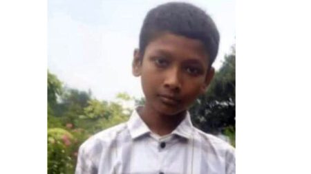 ব্রাজিল-আর্জেন্টিনা দ্বন্দ্বে ঝরল প্রাণ: কিশোরকে হত্যার পর বালুচাপা দেওয়ার চেষ্টা Ashulia