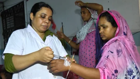 স্বাস্থ্যমন্ত্রী