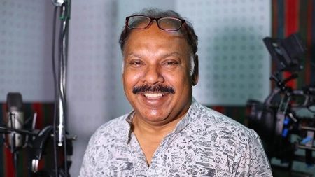 গীতিকার মিল্টন খন্দকার