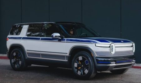 Rivian R2 delivery forecast