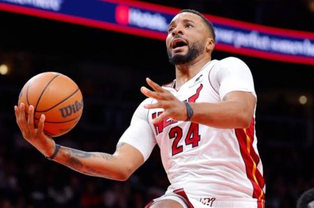 Bulls Sign Norman Powell to Two-Year, $45 Million Deal Bulls Sign Norman Powell to Two-Year, $45 Million Deal