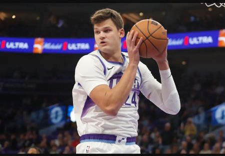 Lakers Land Walker Kessler From Jazz in Four-Pick Deal Lakers Land Walker Kessler From Jazz in Four-Pick Deal