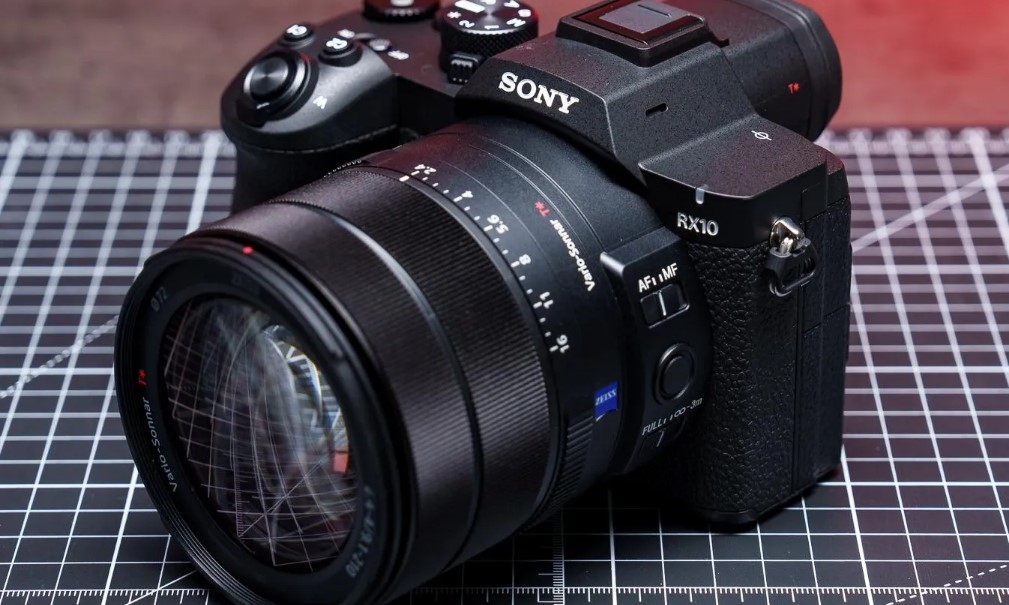 Sony RX10 V camera