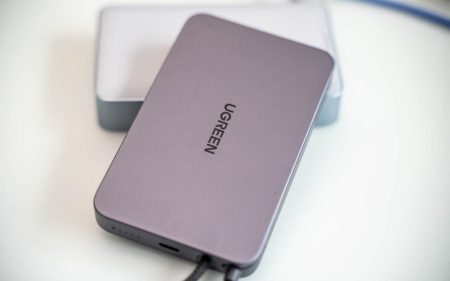Ugreen MagFlow Air Magnetic Power Bank