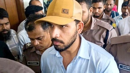 অভিনেতা জাহের আলভীর জামিন আবারও নামঞ্জুর আলভীর জামিন
