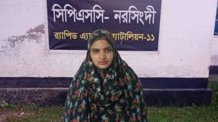 তিন মাসের শিশুর পা মোচড়, সেই চাচি গ্রেফতার greptaar_caaci