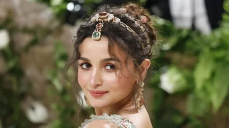 আলিয়া