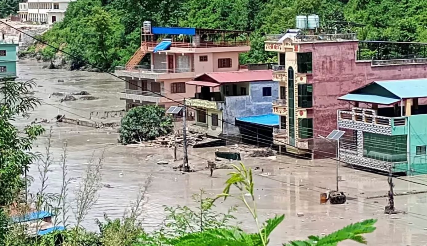 Gandak River Alert Puts Six Bihar Districts on Heightened Flood Watch After Nepal Disaster
