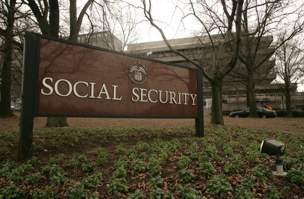 Social Security Retirement Fund Depletion Date Holds at 2032 in Latest Outlook