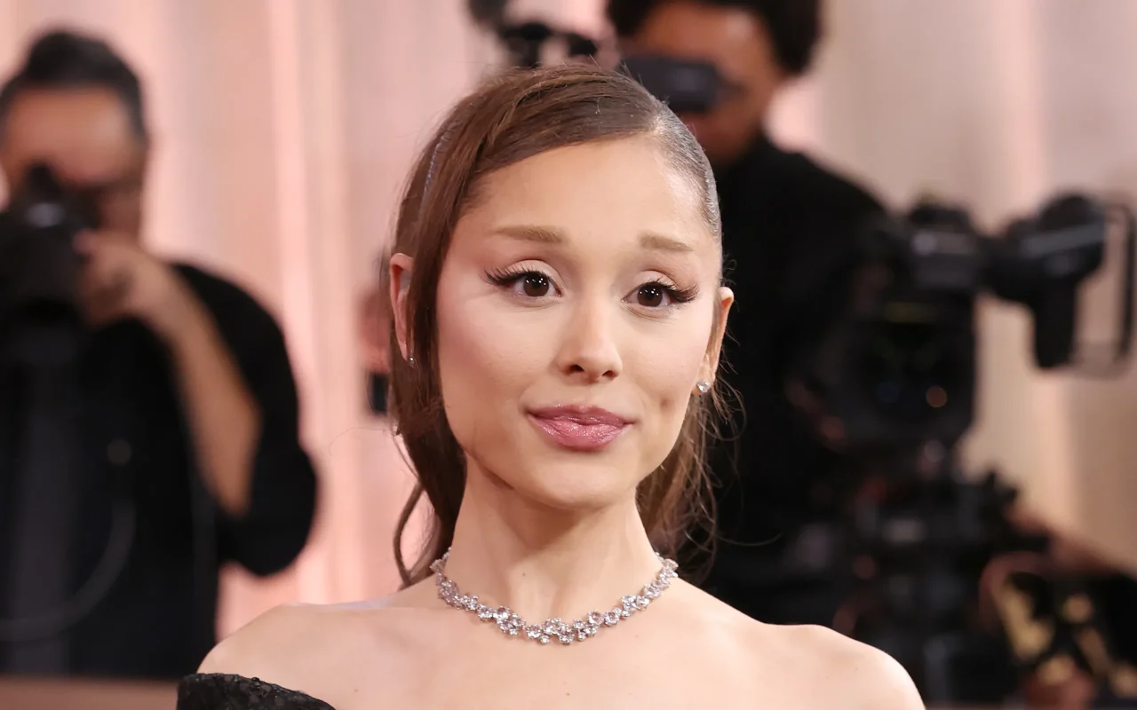 Ariana Grande steps back