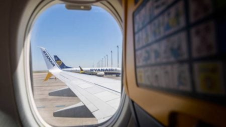 NTSB Report Details How Ryanair Boeing 737 Window Shattered Ryanair Boeing 737 window