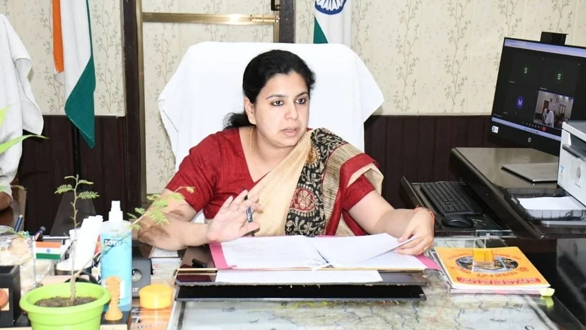 divya mittal ias