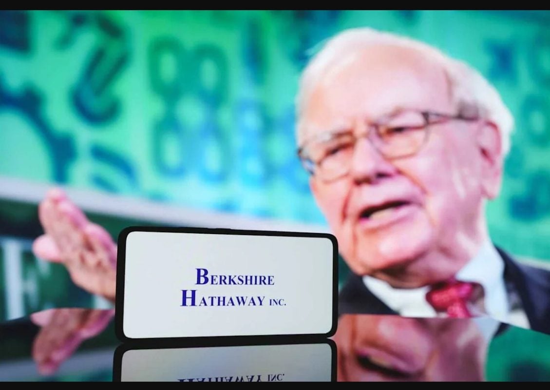 Berkshire Hathaway Breaks Selling Streak On Alphabet Bet