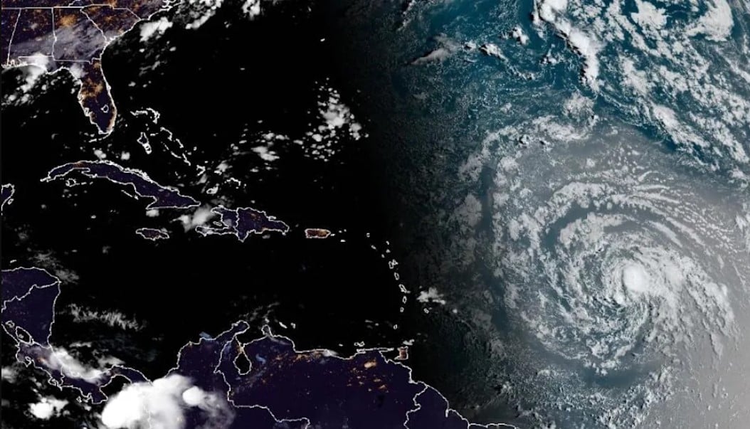 national hurricane center dolly