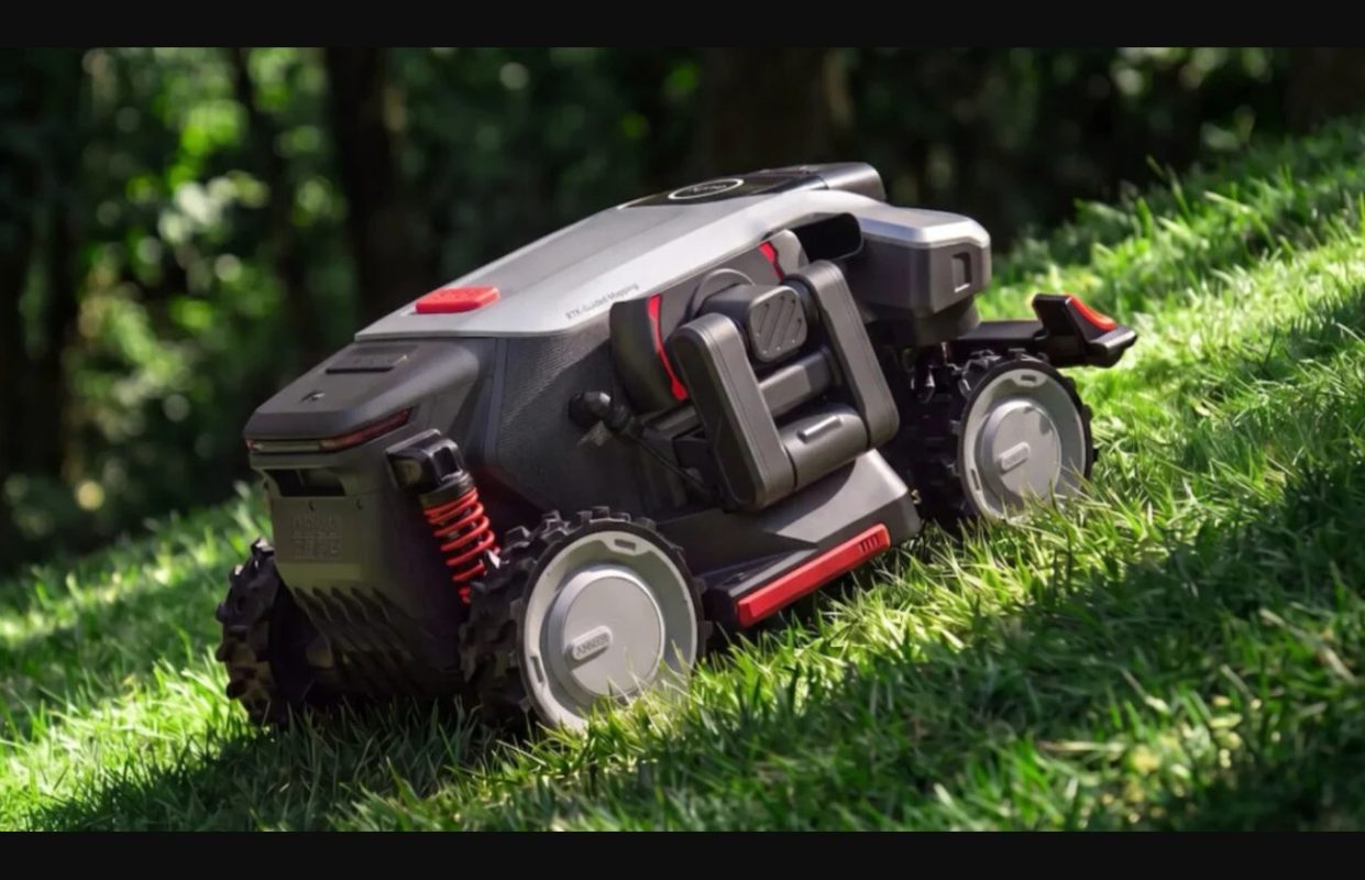 eufy S2 Max robot mower