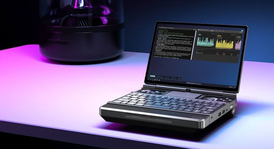 Win Max 3 handheld PC